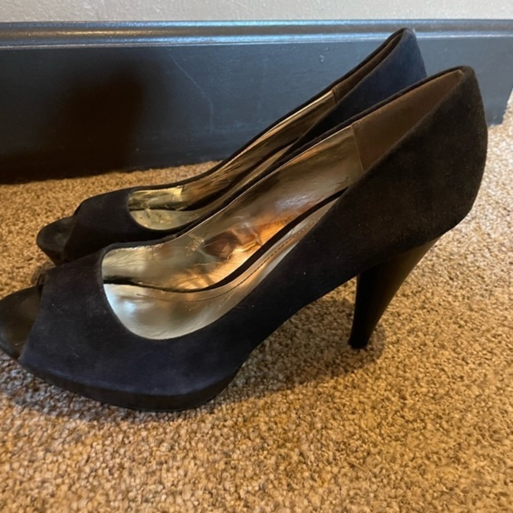 Style & Company black peep toe heels